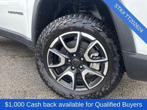 New 2026 Jeep Compass Trailhawk image 2
