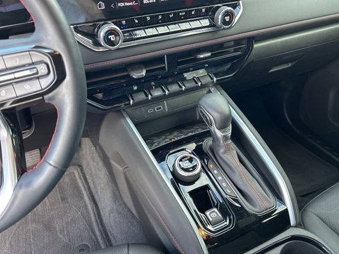 Used 2023 Chevrolet Colorado Z71 w/ Z71 Convenience Package 2 image 20