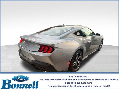 New 2025 Ford Mustang Coupe image 4