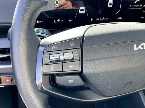 Used 2025 Kia K4 EX FWD image 19