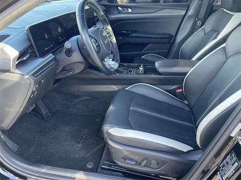Used 2025 Kia K5 GT-Line w/ GT-Line Premium Package image 9