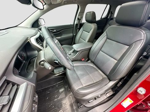 Used 2023 GMC Acadia SLT w/ LPO, Floor Liner Package FWD image 23