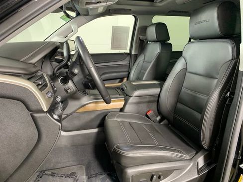 Used 2020 GMC Yukon Denali w/ Open Road Package AWD/4WD image 23