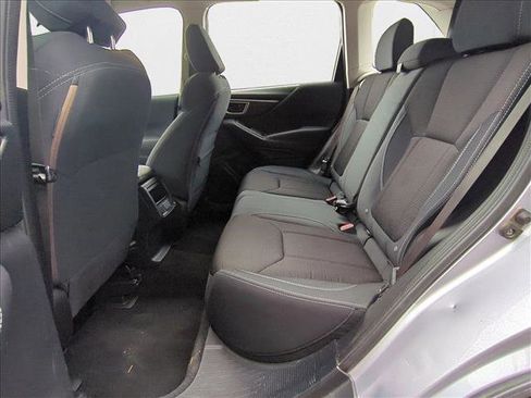 Used 2019 Subaru Forester image 16