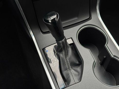 Used 2015 Toyota Camry XLE w/ Advanced Technology Package image 37