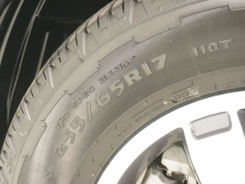 Used 2011 Honda Pilot Touring image 35