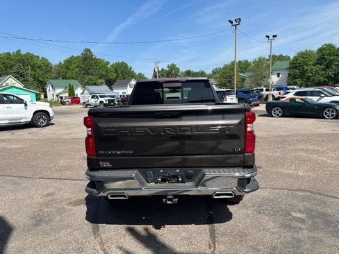 Used 2021 Chevrolet Silverado 1500 LT AWD/4WD image 5