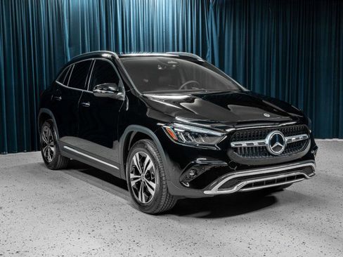Certified 2025 Mercedes-Benz GLA 250 image 3
