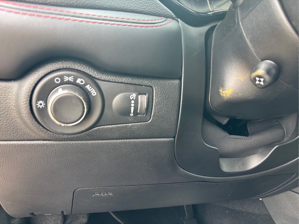 Used 2024 Dodge Durango R/T AWD/4WD image 10