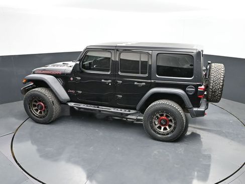 Used 2019 Jeep Wrangler Unlimited Rubicon AWD/4WD image 45