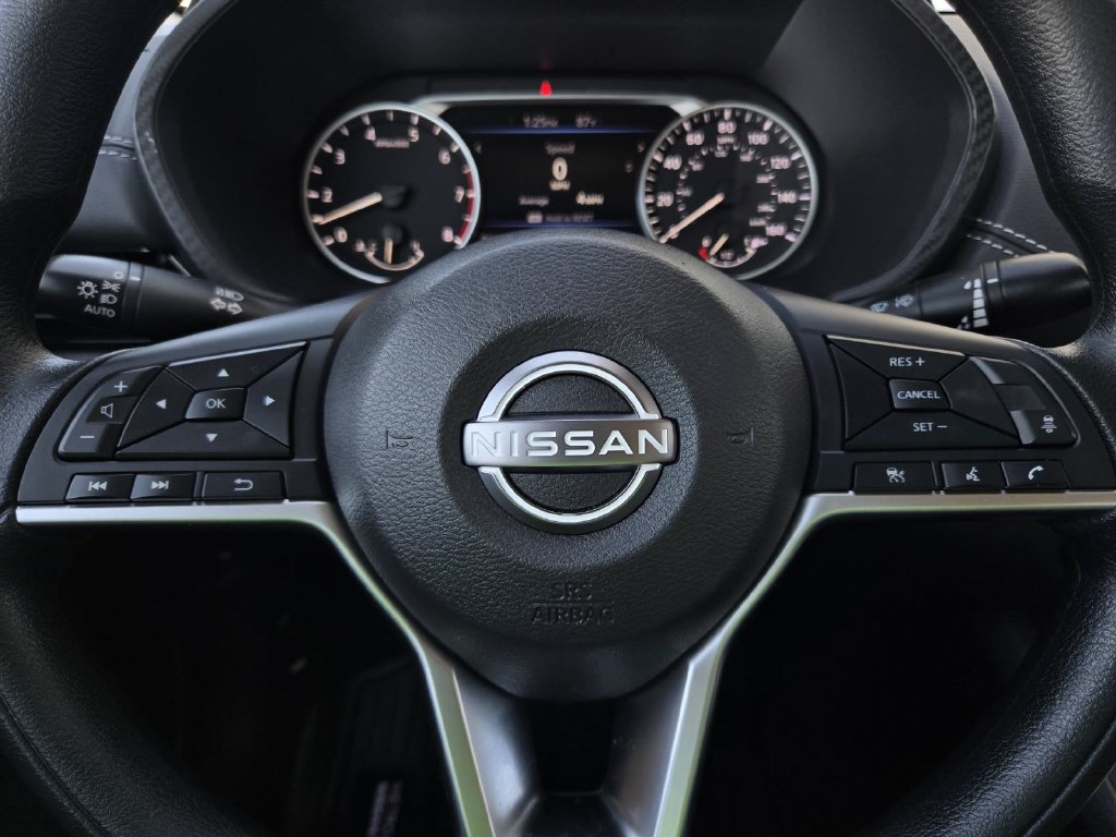 Certified 2025 Nissan Sentra SV FWD image 23