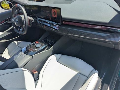 Used 2026 BMW M5 Touring AWD/4WD image 19