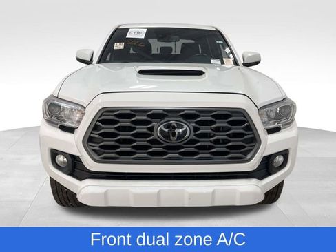 Used 2021 Toyota Tacoma TRD Sport image 2