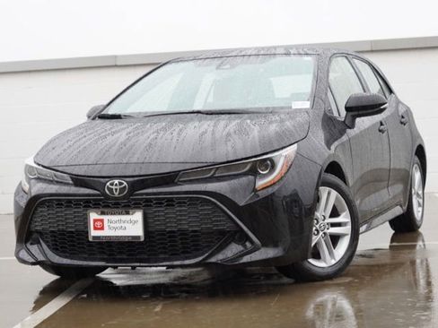 Used 2021 Toyota Corolla SE image 3