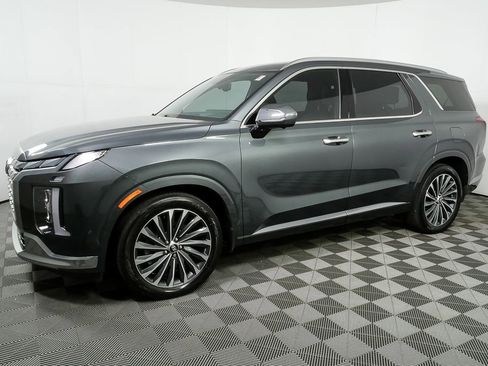 Used 2023 Hyundai Palisade Calligraphy w/ Cargo Package image 4