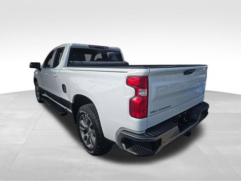 Used 2020 Chevrolet Silverado 1500 LT image 11