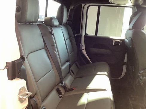 New 2026 Jeep Gladiator Mojave image 34