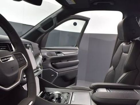 New 2026 Jeep Grand Wagoneer Limited image 10