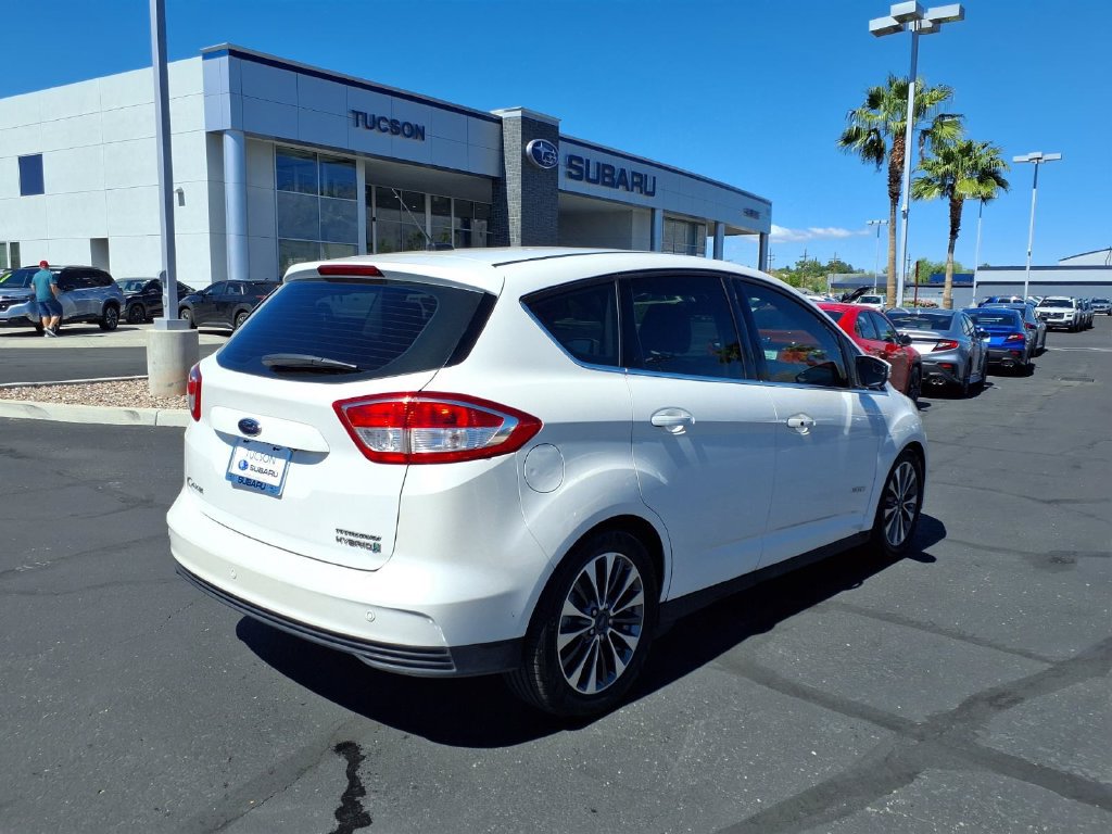 Used 2017 Ford C-MAX Titanium FWD image 10