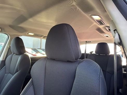 Used 2024 Subaru Ascent Premium w/ Convenience Package image 22