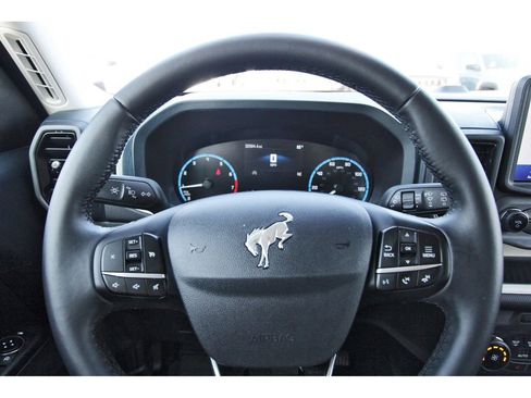 Used 2024 Ford Bronco Sport Heritage w/ Heritage Convenience Package image 17