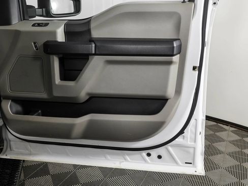 Used 2020 Ford F250 XL w/ Power Equipment Group RWD image 38