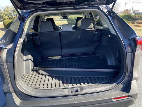 Certified 2025 Toyota RAV4 XLE image 22