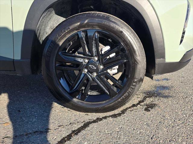Used 2026 Chevrolet Trax ACTIV w/ Driver Confidence Package FWD image 9