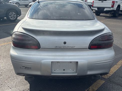 Used 2002 Pontiac Grand Prix GTP image 13