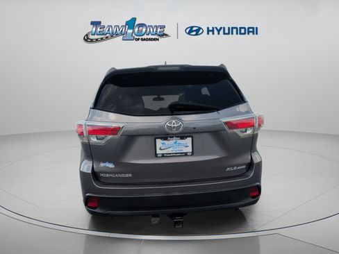 Used 2016 Toyota Highlander XLE AWD/4WD image 7