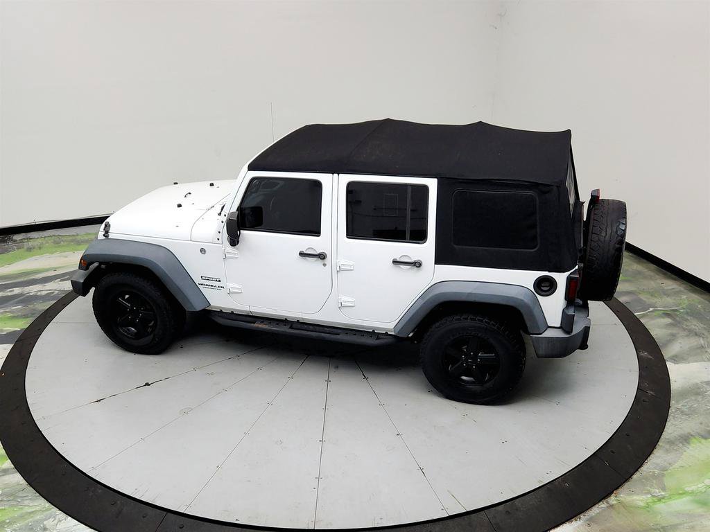 Used 2017 Jeep Wrangler Unlimited Sport w/ Max Tow Package AWD/4WD image 37
