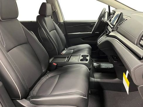 New 2026 Honda Odyssey Touring image 25