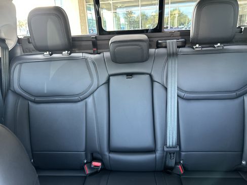 New 2025 Ford Maverick Lariat w/ Black Appearance Package image 15