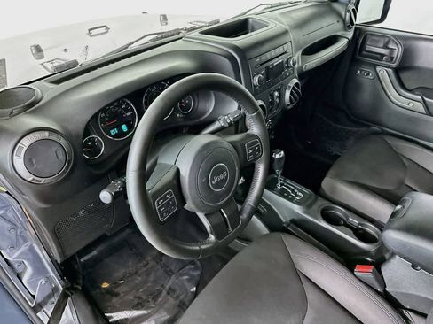 Used 2017 Jeep Wrangler Unlimited Sport w/ Quick Order Package 24S AWD/4WD image 2