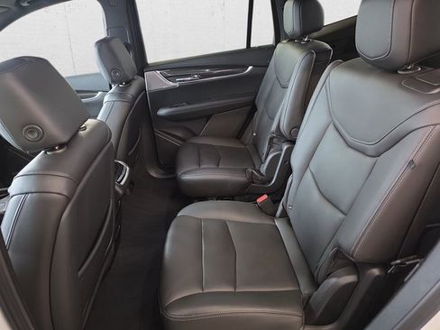 Certified 2023 Cadillac XT6 Sport image 16