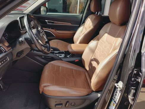 Used 2021 Kia Telluride SX w/ SX Prestige Package AWD/4WD image 8