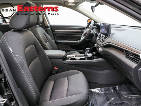 Used 2023 Nissan Altima 2.5 SV w/ SV Premium Package image 35