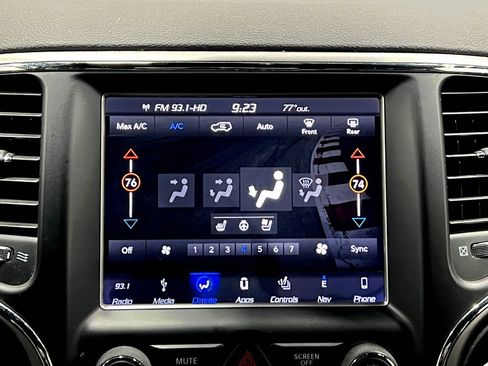 Used 2018 Jeep Grand Cherokee Limited w/ Luxury Group II AWD/4WD image 27