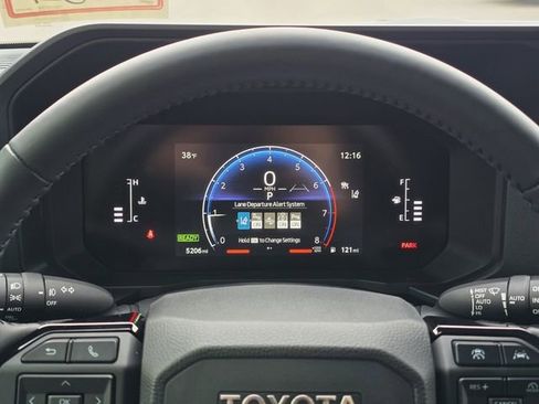 Used 2025 Toyota Land Cruiser image 22