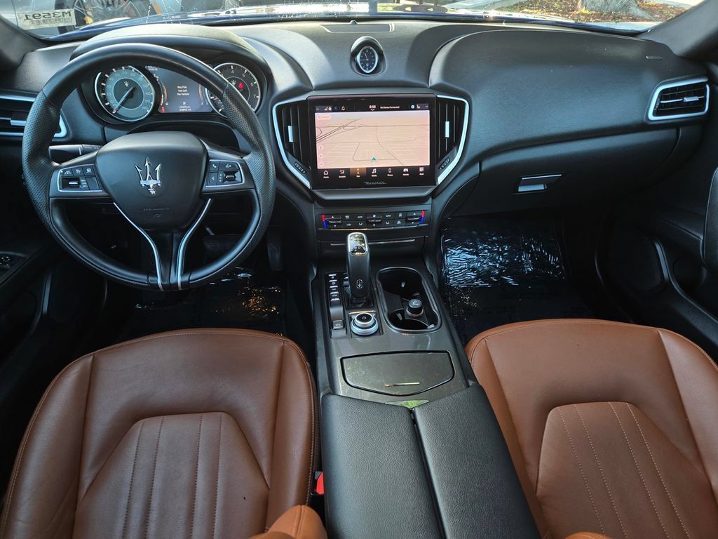 Used 2022 Maserati Ghibli GT RWD image 15