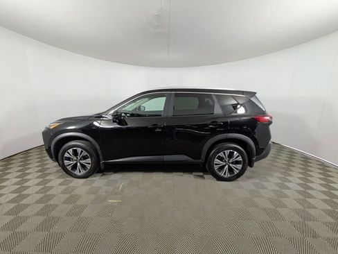 Used 2023 Nissan Rogue SV w/ SV Premium Package AWD/4WD image 17