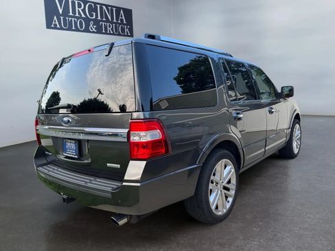 Used 2017 Ford Expedition Limited w/ Equipment Group 301A AWD/4WD image 5