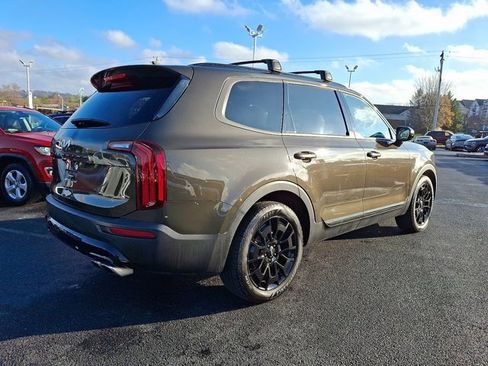 Used 2022 Kia Telluride SX w/ SX Prestige Package image 7