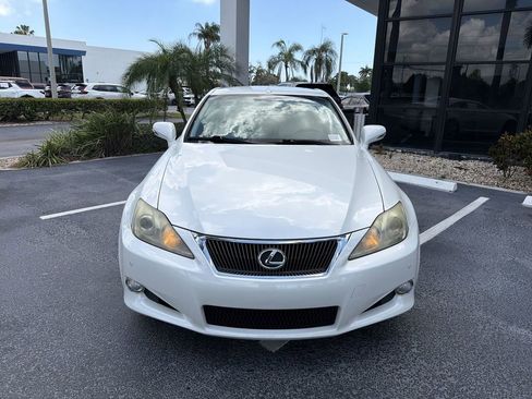 Used 2010 Lexus IS 350C RWD image 3
