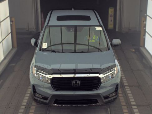 Used 2023 Honda Ridgeline RTL-E image 9