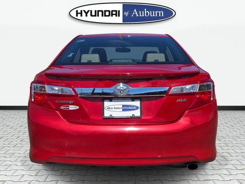 Used 2012 Toyota Camry XLE w/ Convenience Pkg FWD image 6