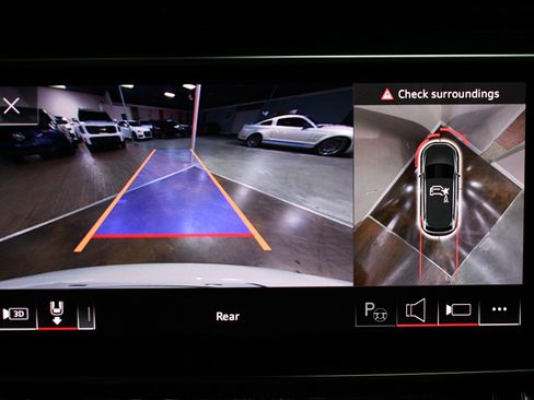 Used 2023 Audi Q7 3.0T Prestige w/ Prestige Package image 38