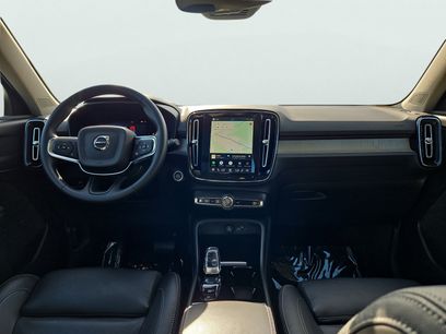 Used 2025 Volvo XC40 B5 Plus