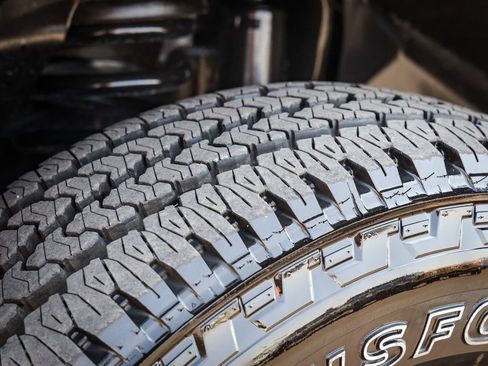 Used 2026 RAM 2500 Laramie AWD/4WD image 10