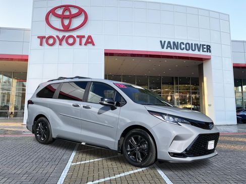 Certified 2025 Toyota Sienna XSE w/ XSE Premium Package AWD/4WD image 1